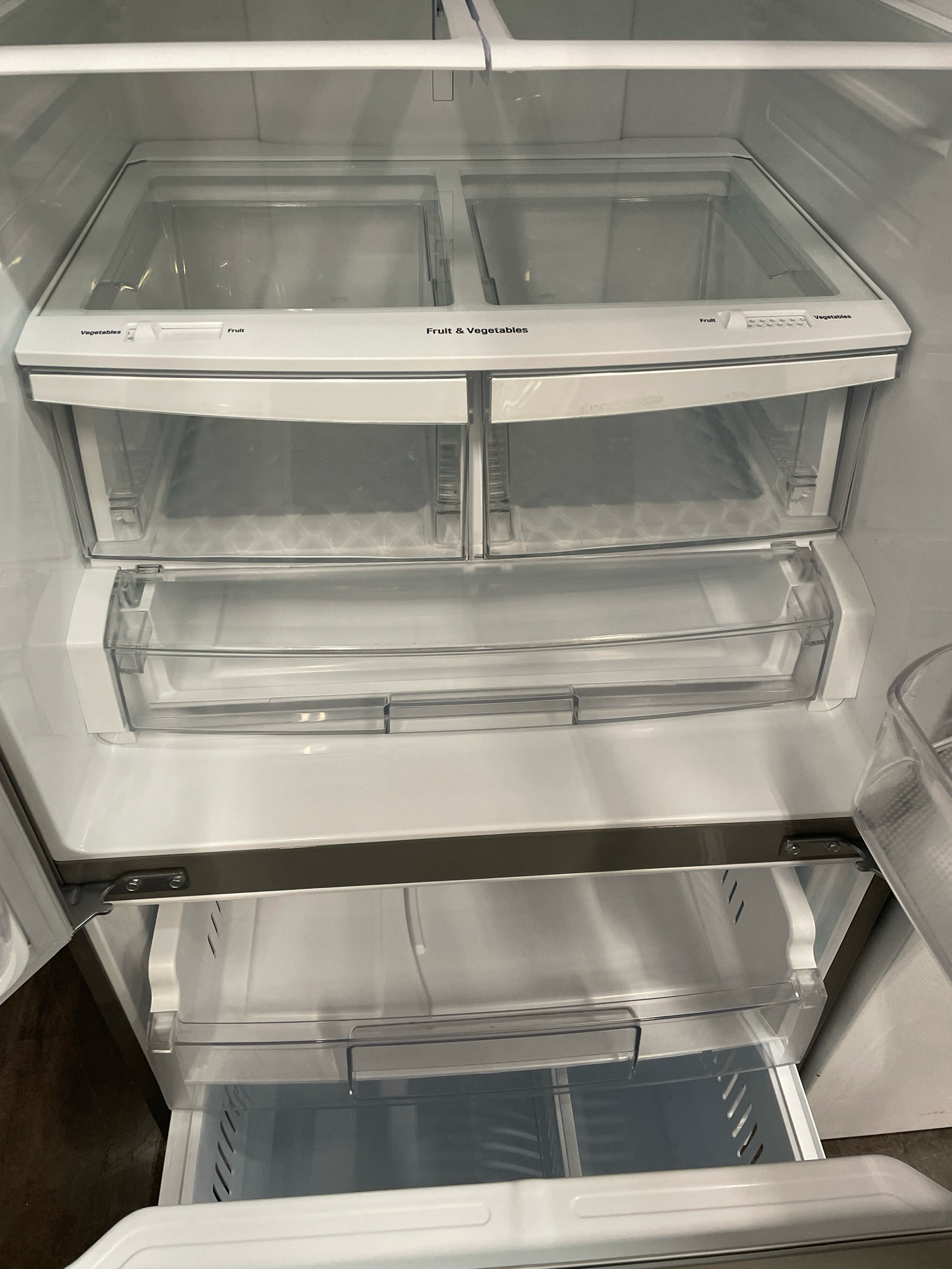 LG, 30” French Door Fridge, LRFNS2200S