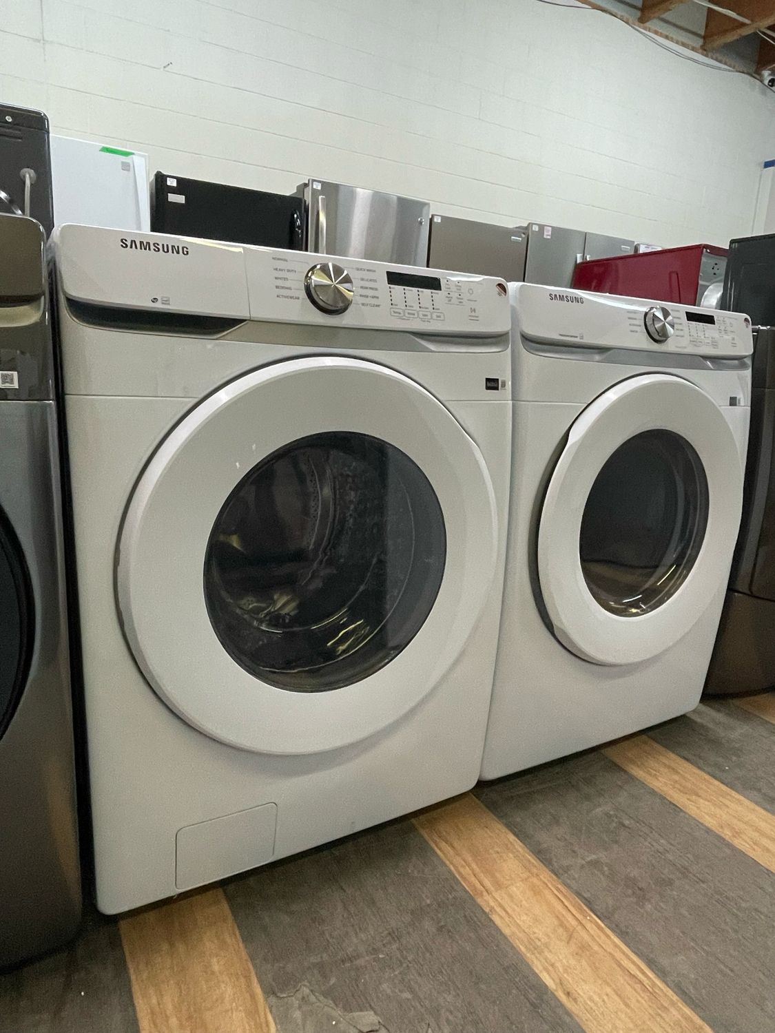 OEPN BOX - Scratch & Dent, SAMSUNG Washer & Dryer Set, WF45T6000AW / DVE45T6005W