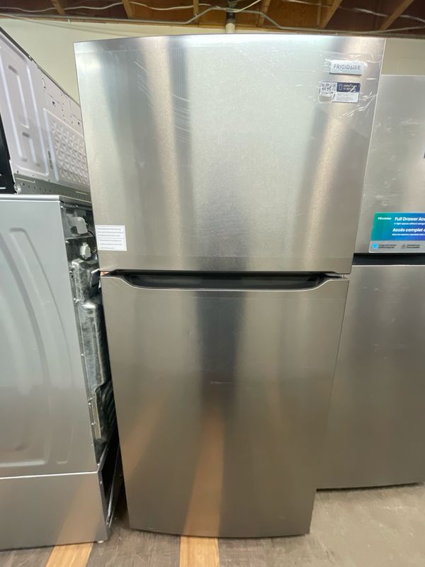 OPEN BOX - Scratch & Dent, 30 OPEN BOX - Scratch & Dent, 30" FRIGIDAIRE Top Mount Fridge, FRTE1835AV