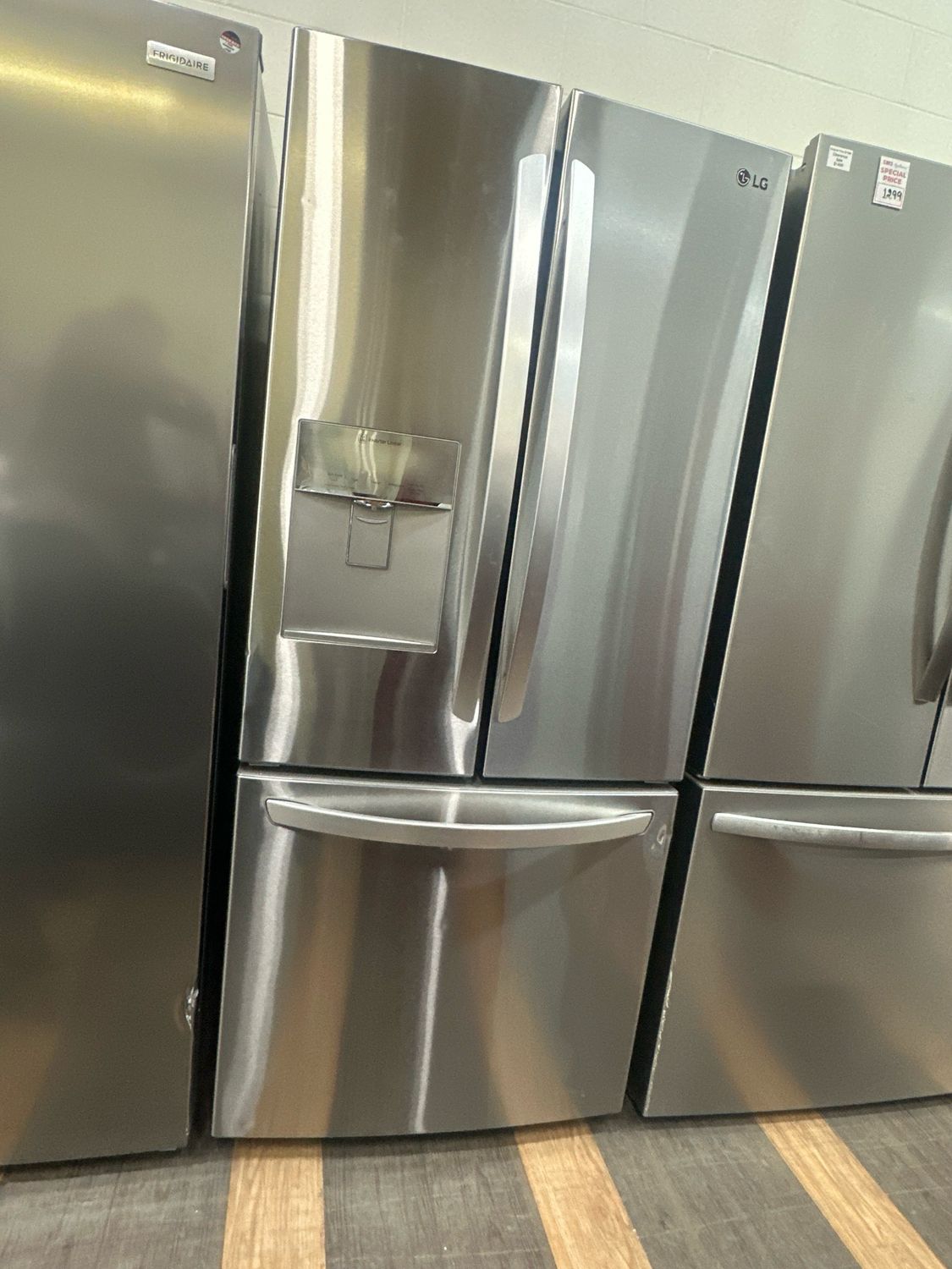 LG, 30” French Door Refrigerator, LRFWS2200S/01