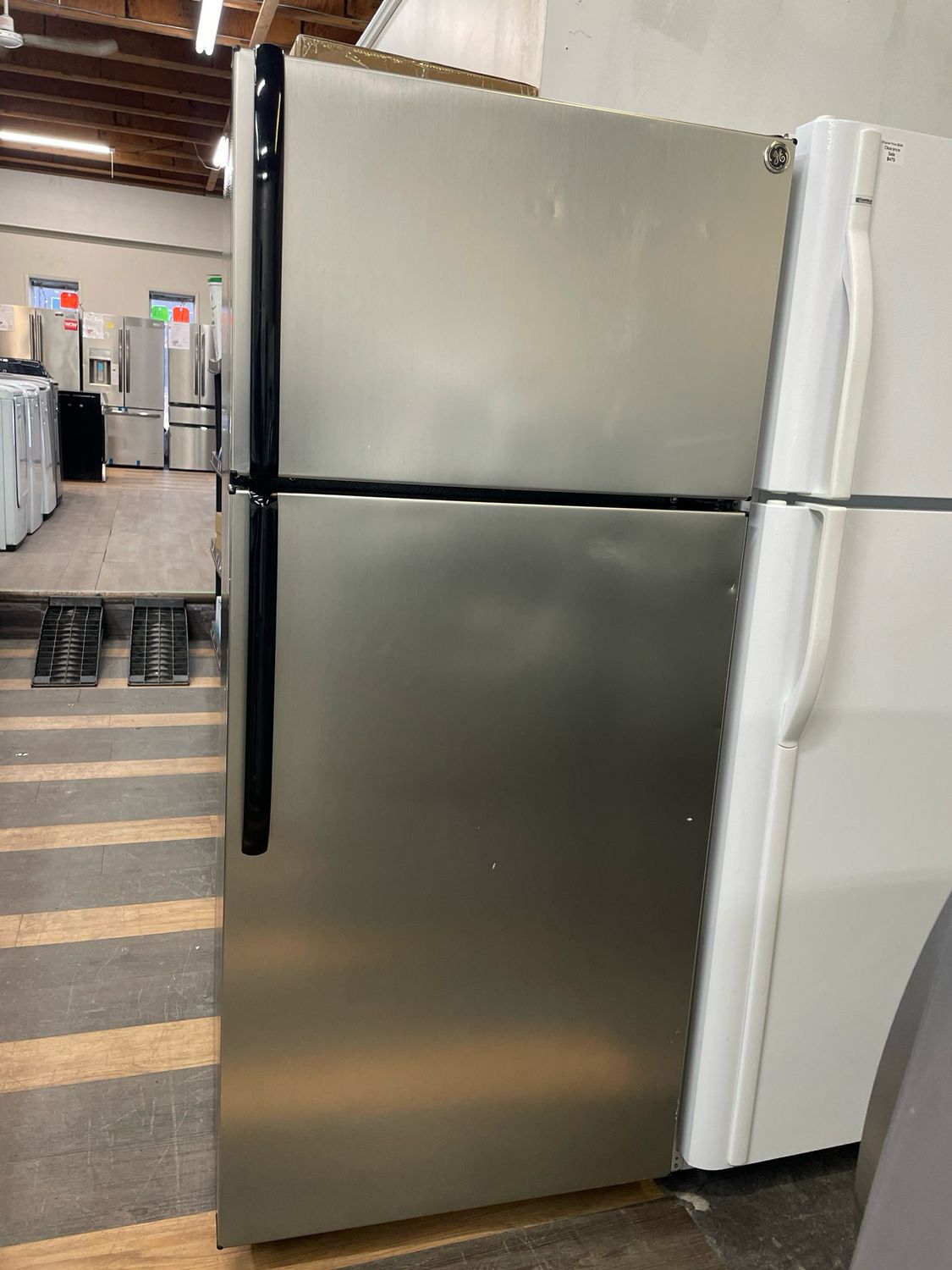 GE, Top Mount Fridge, GTK17GBEDRBS
