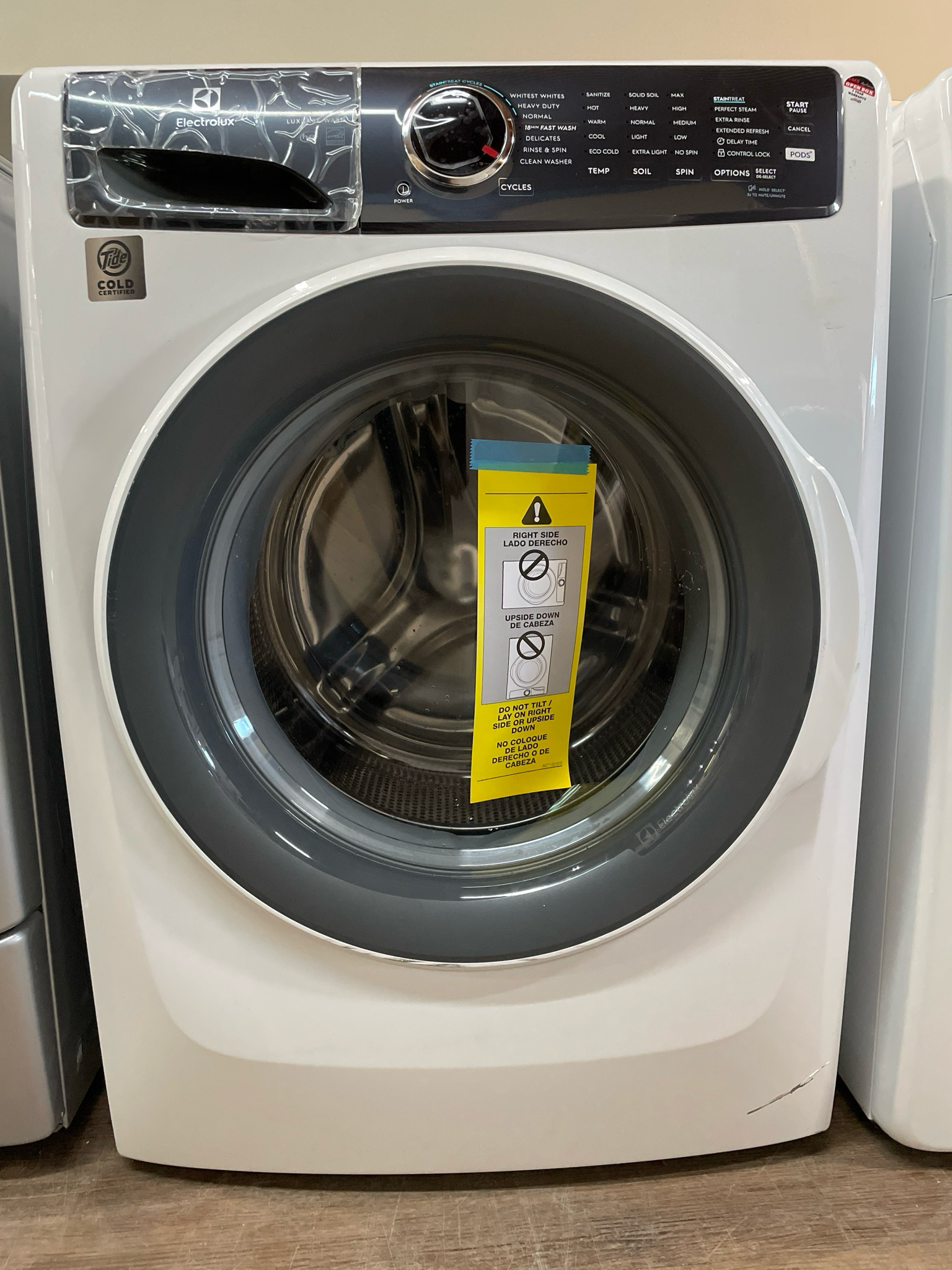 OPEN BOX - Scratch & Dent, ELECTROLUX Front Load Washer, ELFW7437AW2