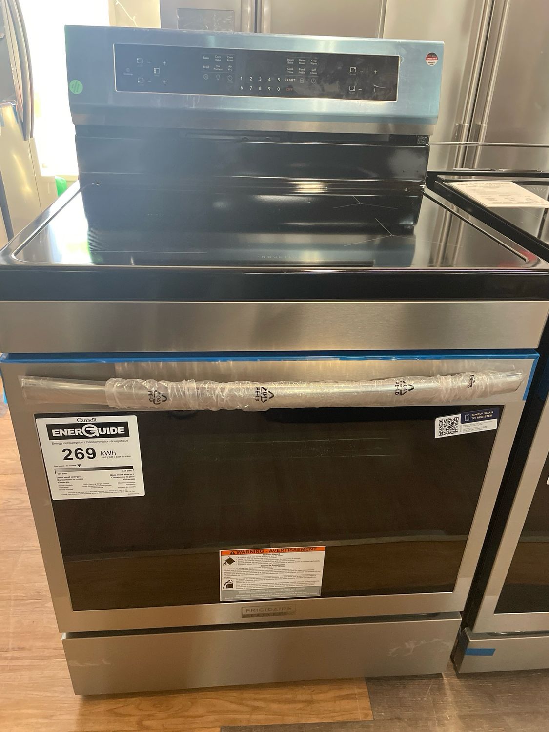 OPEN BOX FRIGIDAIRE INDUCTION STOVE, GCRI306TBFA