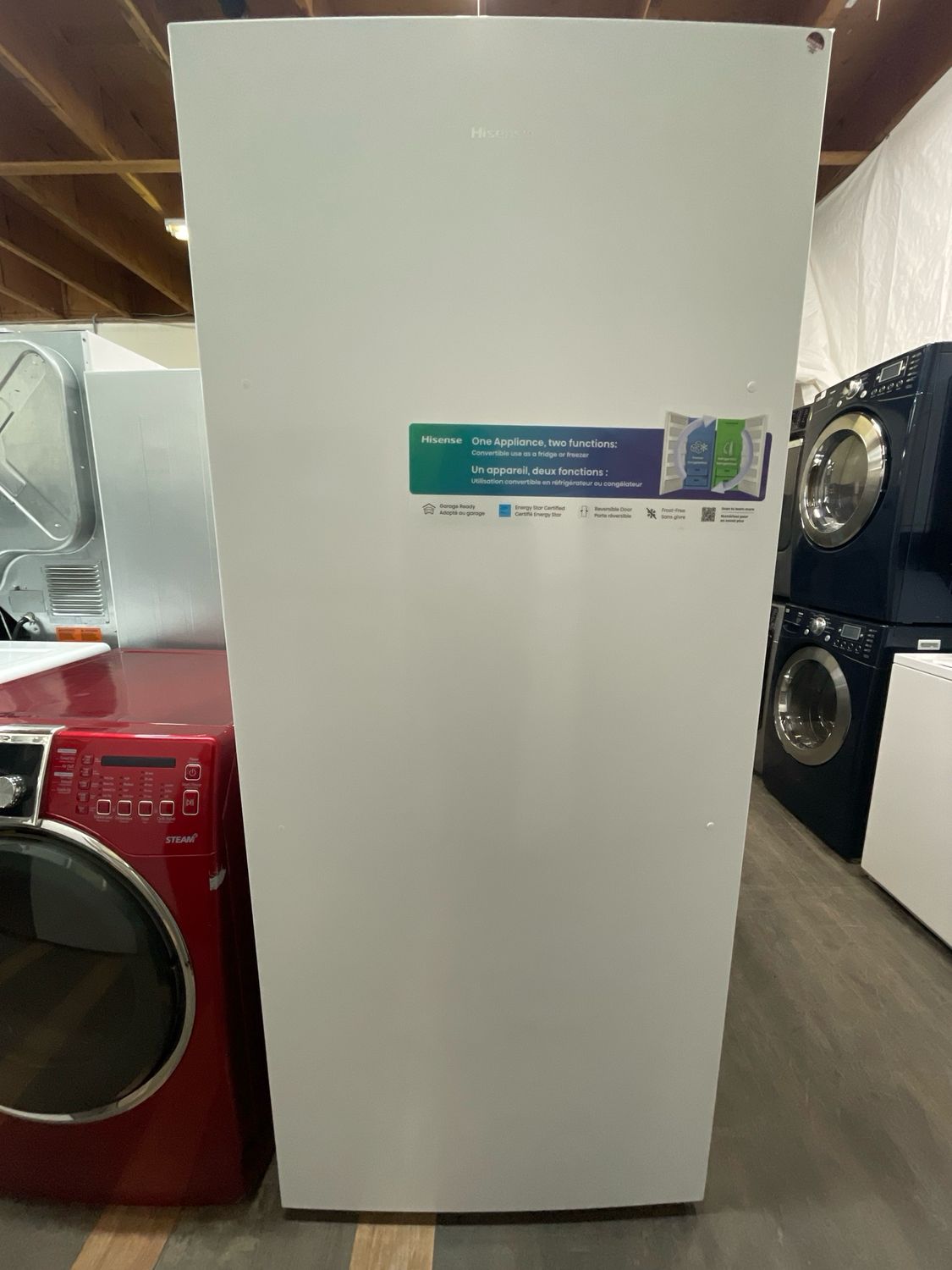 OPEN BOX- Scratch &Dent , HISENSE CONVERTIBLE freezer/ Refrigerator, FV21C7HWE