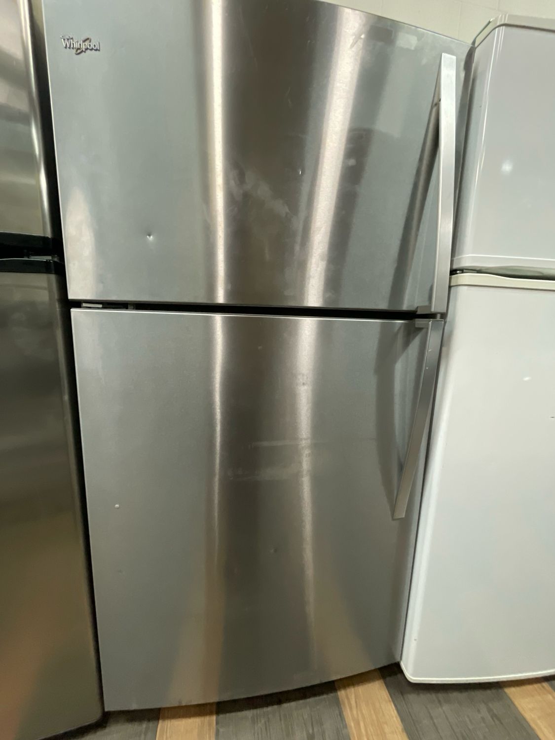 WHIRLPOOL 33” Top -Mount Refrigerator, WRT541SZDM00