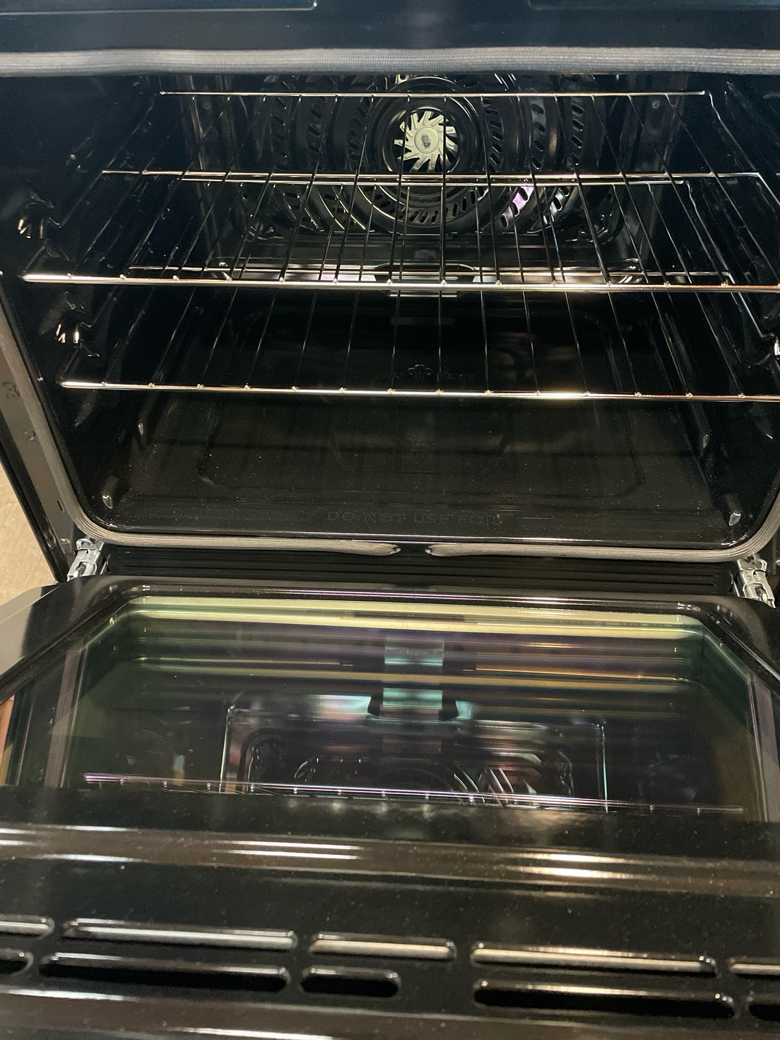 OPEN BOX - Scratch & Dent, Frigidaire Gallery Electric Glass Top Range, GCRE306CBFD