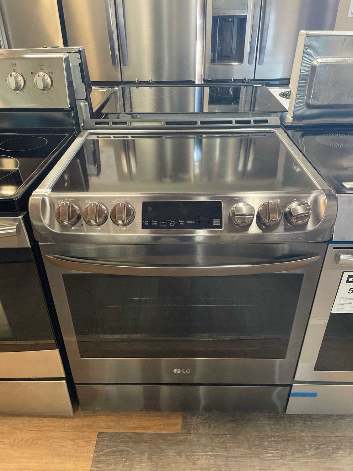 LG, Electric Glass Top Stove, LSE4611BD