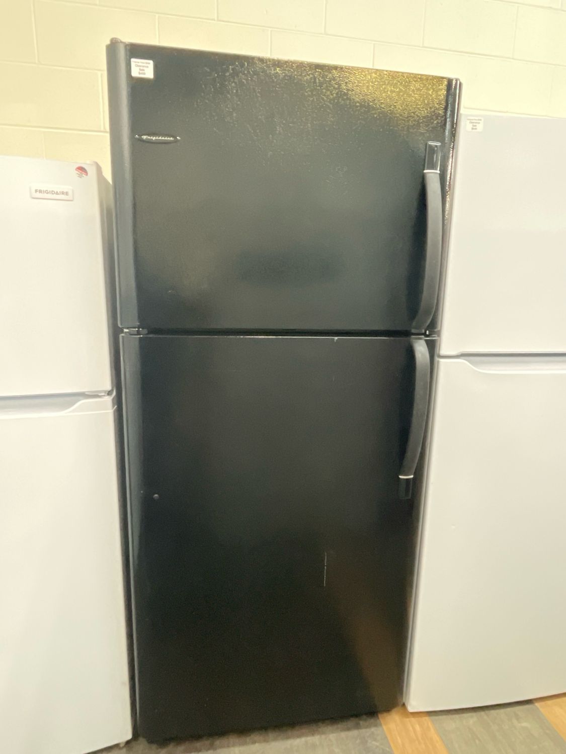 FRIGIDAIRE, 30” Top Mount Fridge, FRT21P5AB6