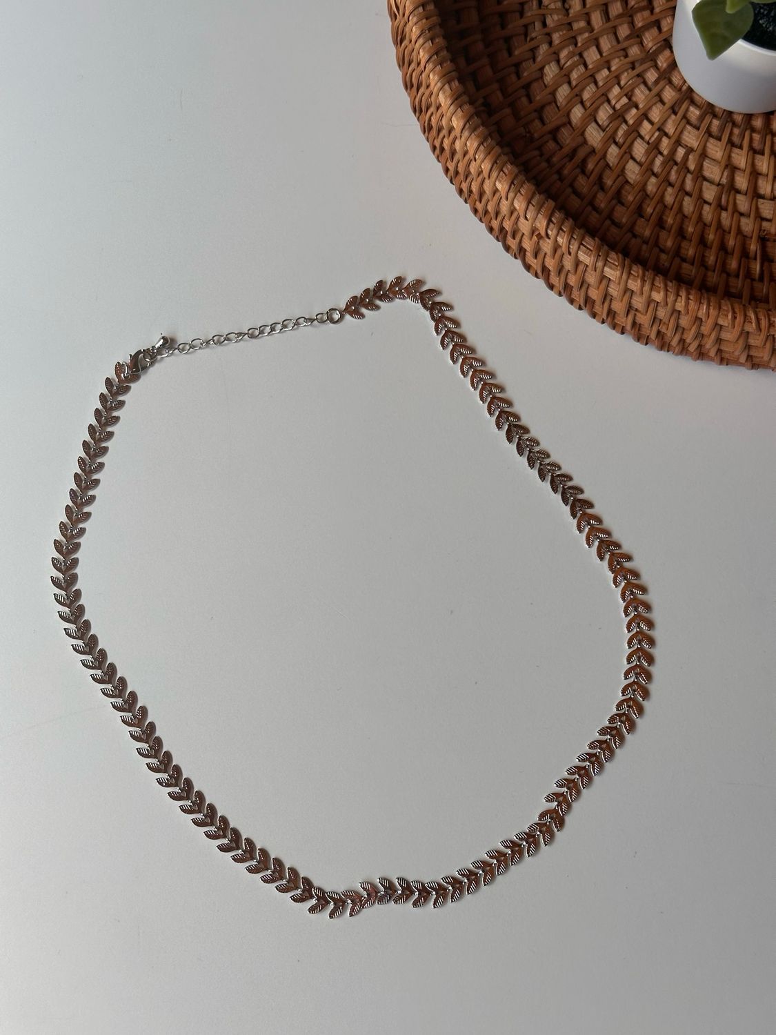 18k Rhodium Plated Silver Chevron Necklace