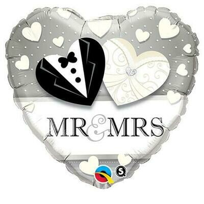18" "Mr & Mrs" Wedding Heart Shape
