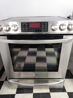 LG Free-Stading Electric Range, 30 in, 5.4 cu.ft capacity