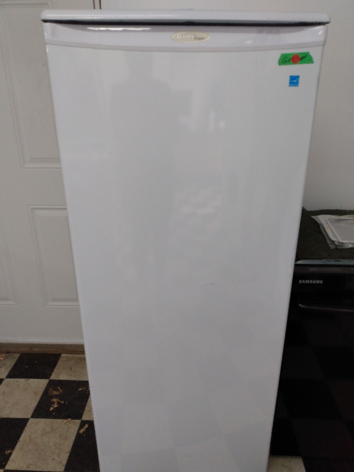 Danby Compact Refrigerator, 24 Width, 11.0 Capacity