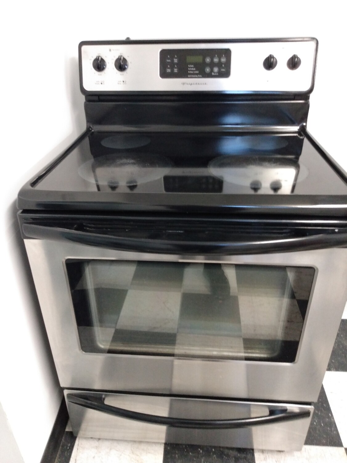 Frigidaire stove