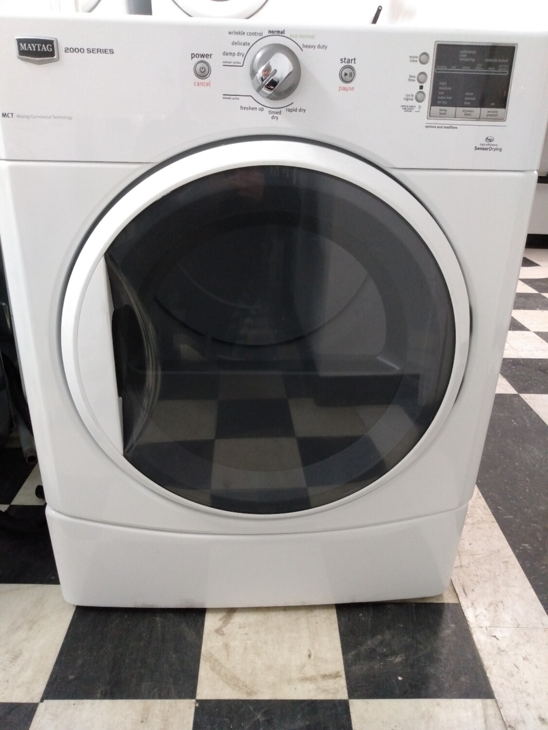 Maytag Front Load Electric Dryer, 27 in, 6.7 cu.ft Capacity