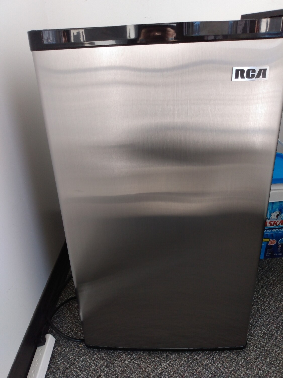 RCA Mini Refrigerator