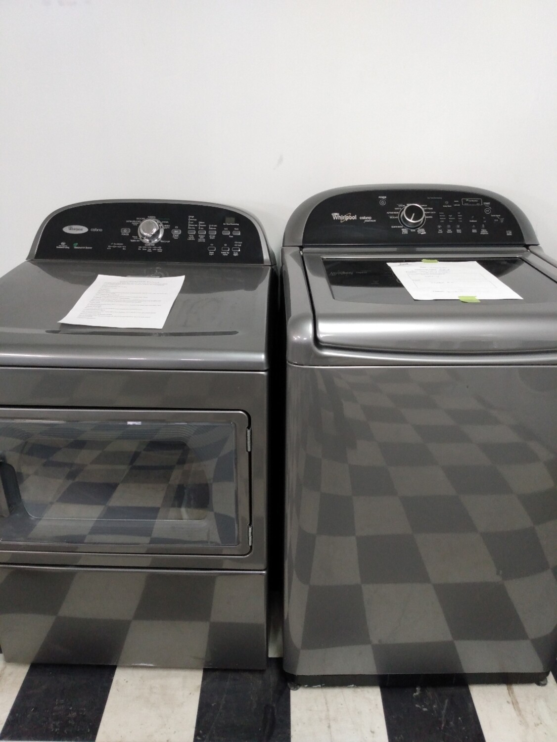 Whirlpool cabrio washer and dryer set