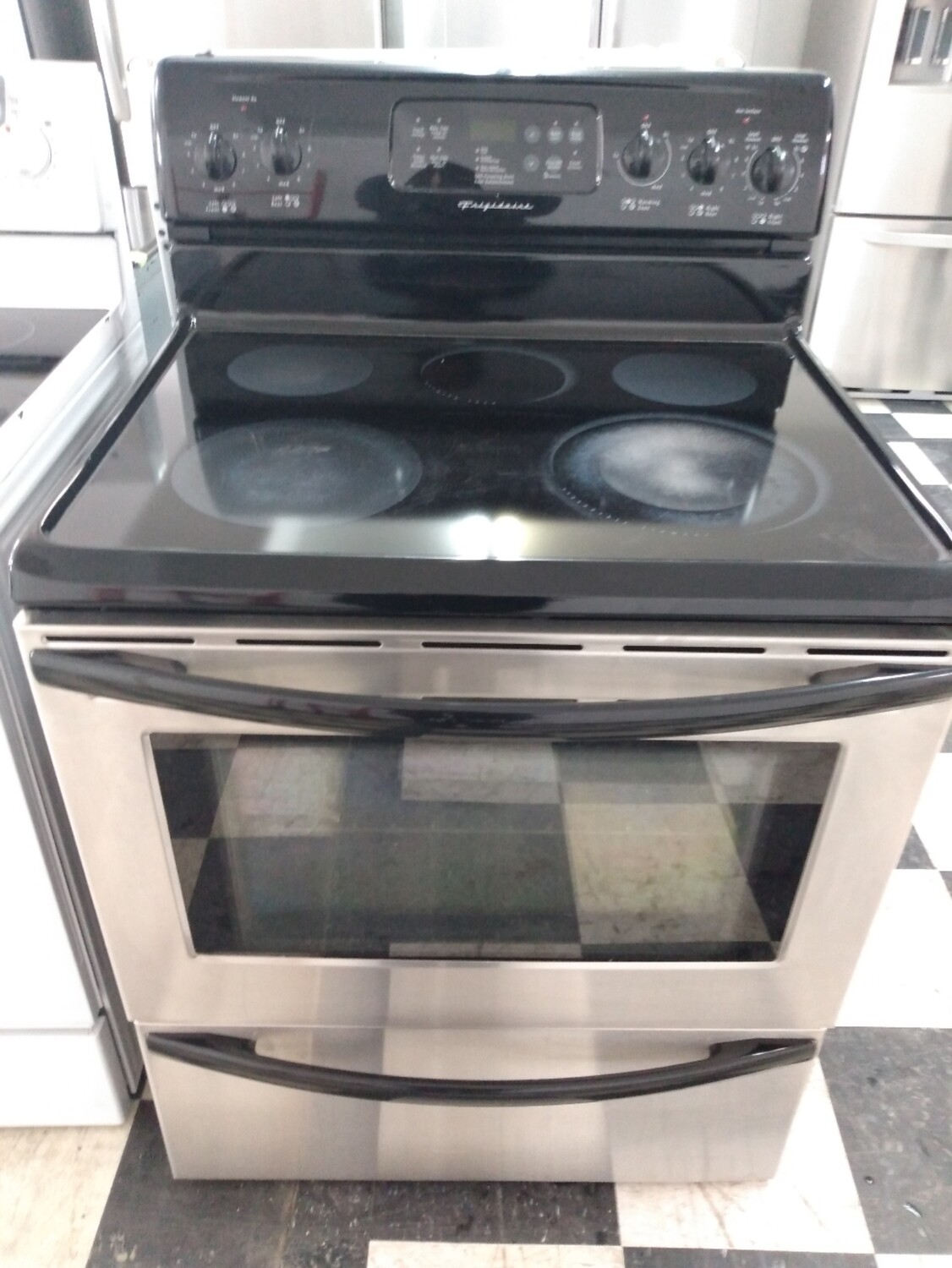 Frigidaire Stove