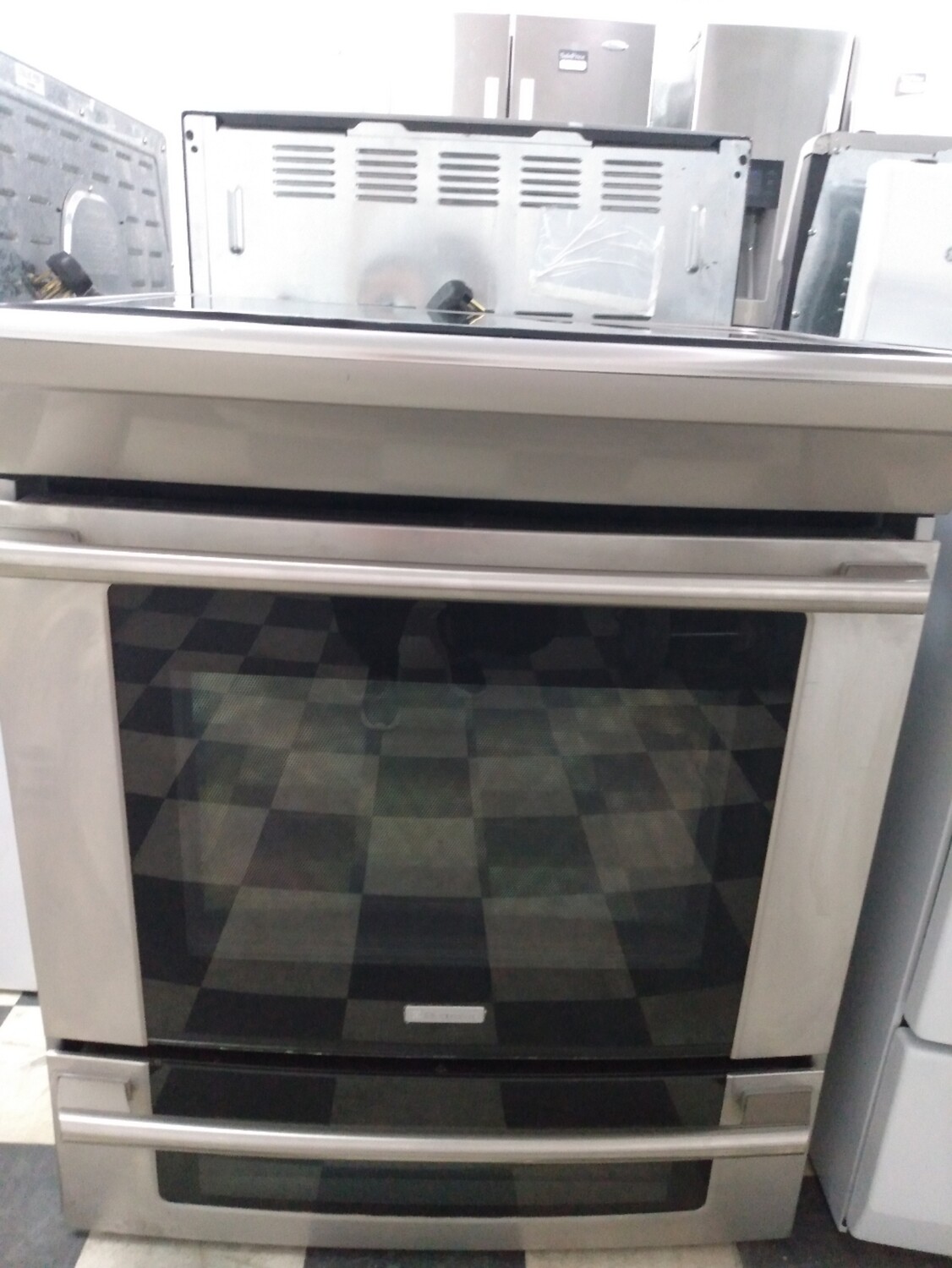 Electrolux Slide In Electric Range, 30 in, 4.2 cu.ft
