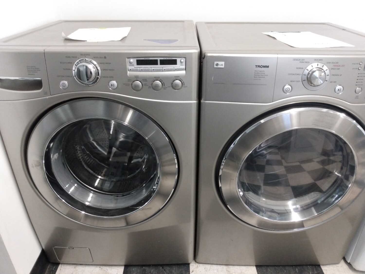 LG washer and dryer set