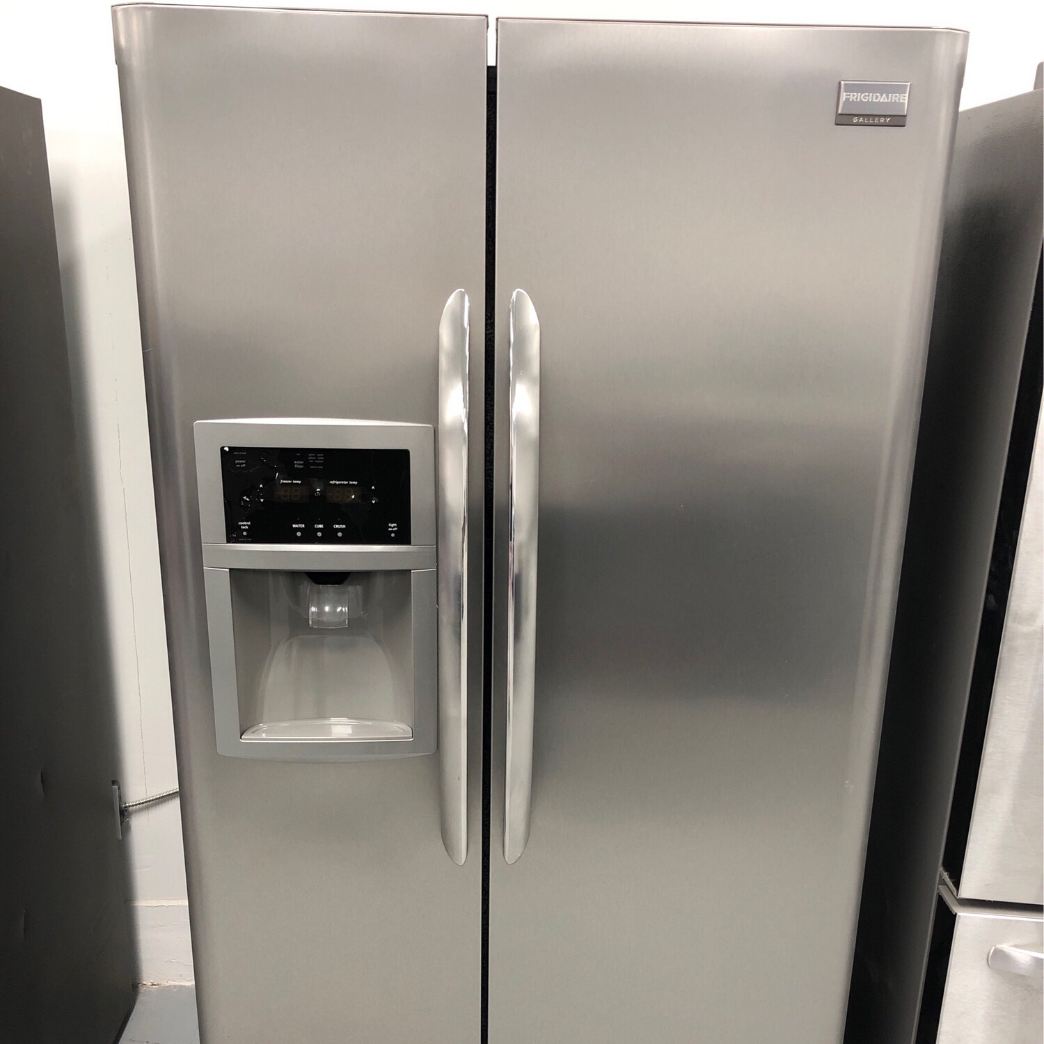 Frigidaire Fridge