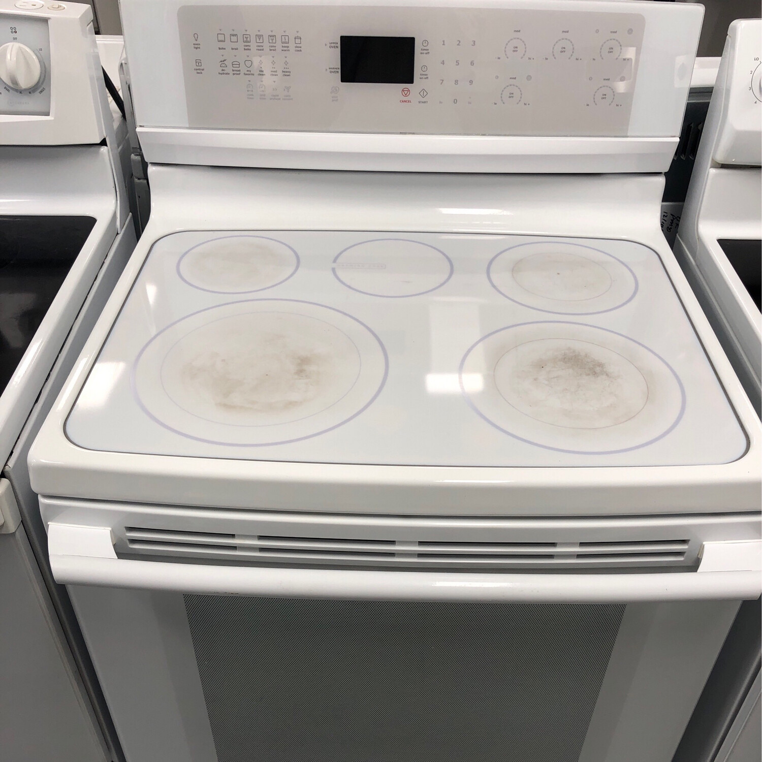 Electrolux Self-Clean, Convection Glass-Top Range, 5.7 Cu.Ft