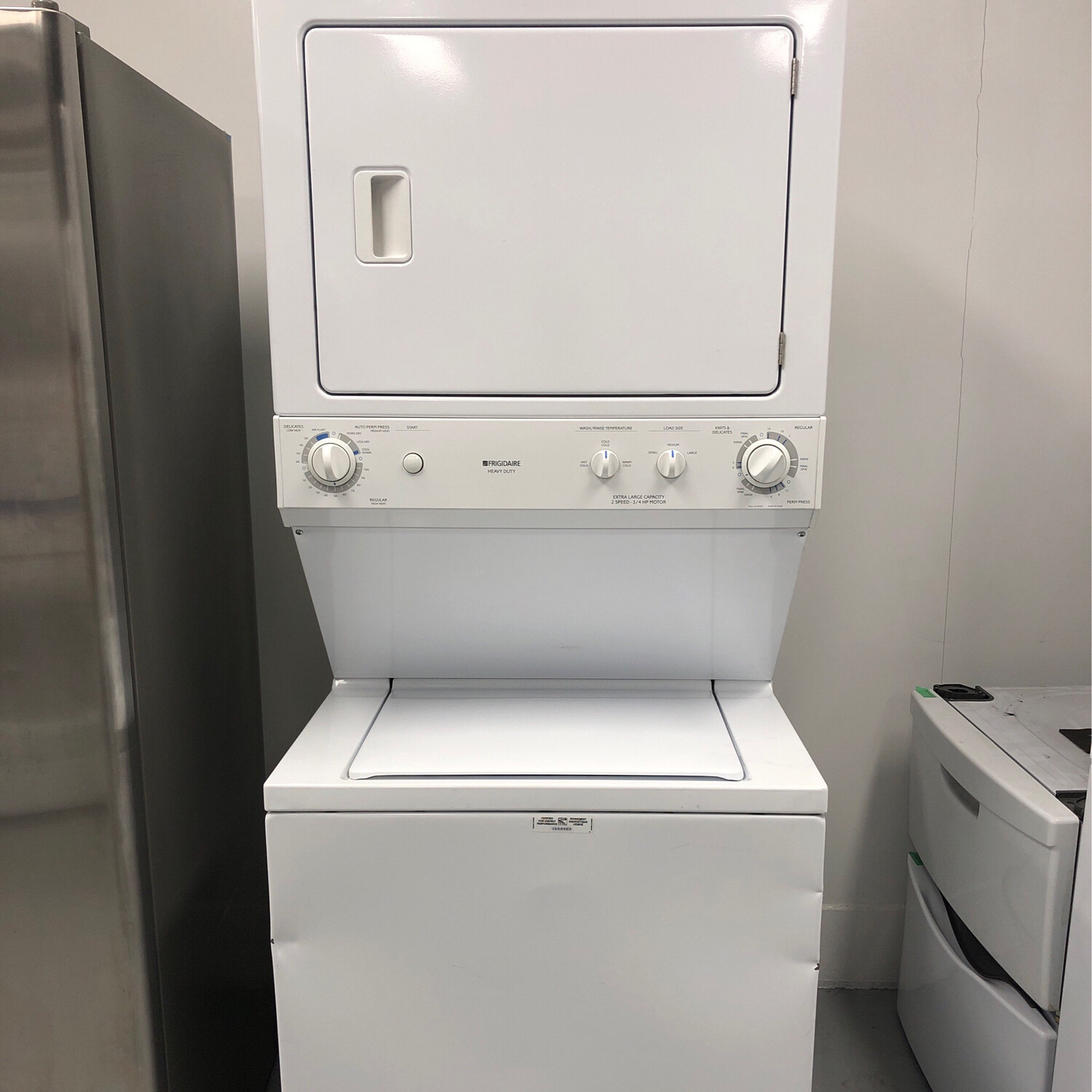 Frigidaire Laundry Centre