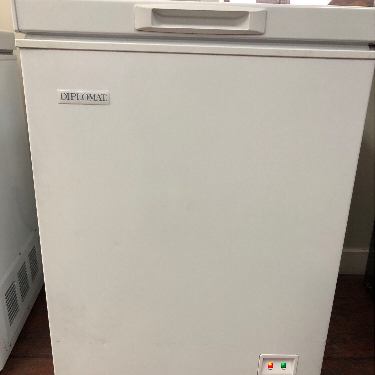 Danby Chest 3.6 Cu. Ft Freezer
