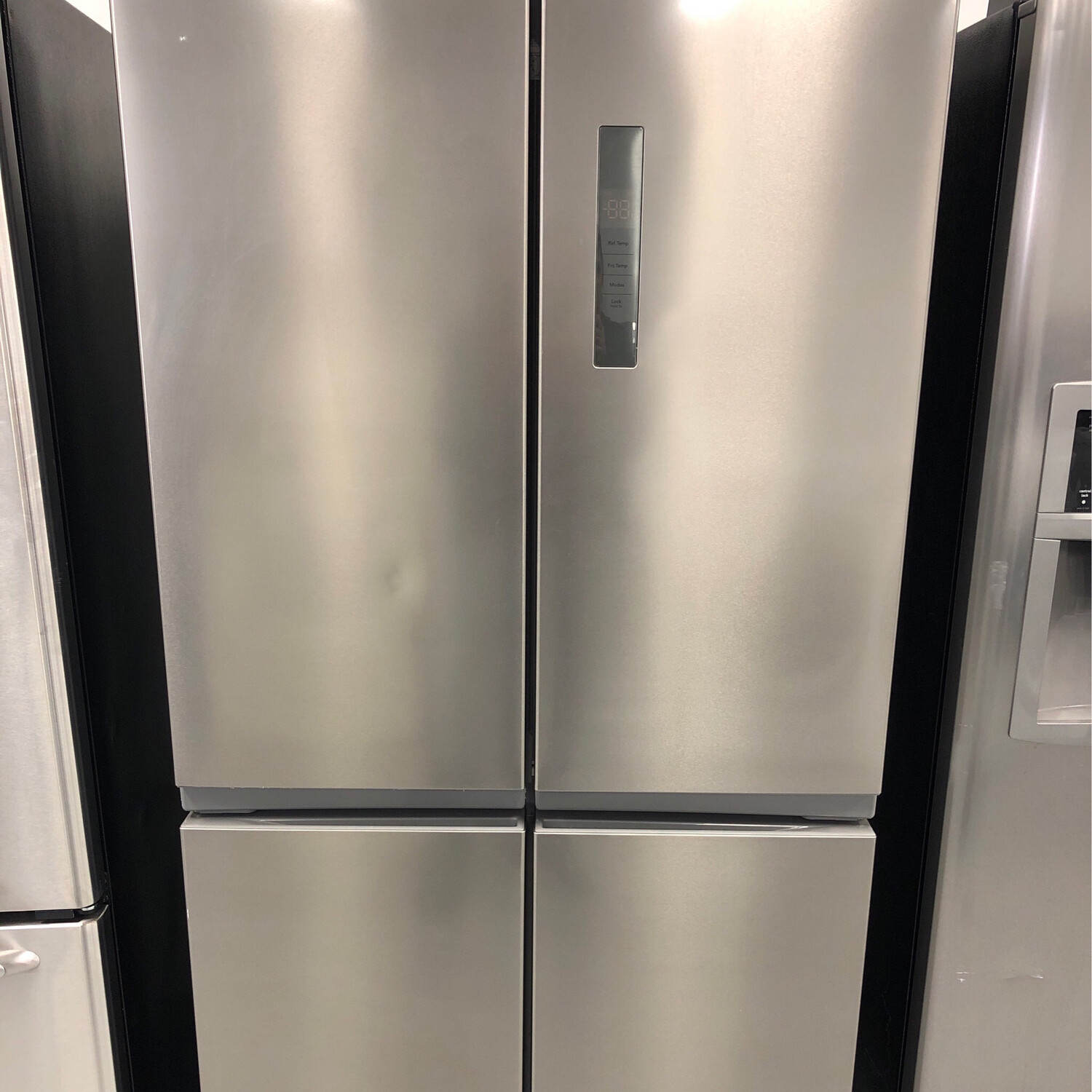 Frigidaire 33" French Door 17.0 Cu.Ft Refrigerator