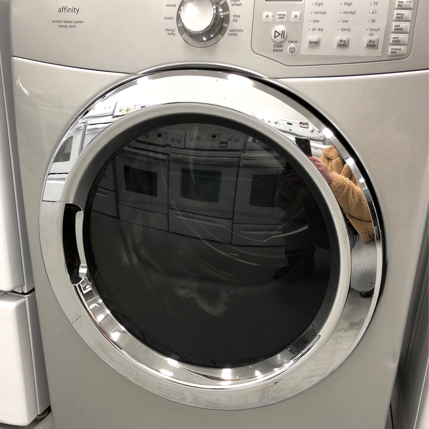 Frigidaire Affinity Front-Load Dryer, 7.0 Cu.Ft