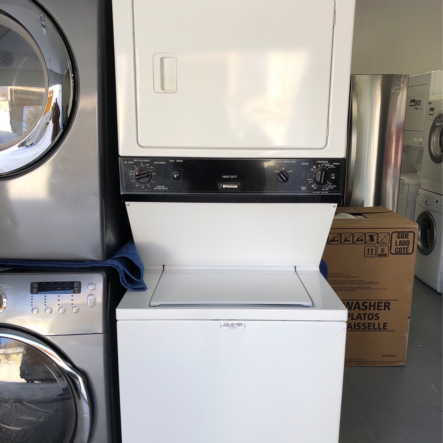 Frigidaire Laundry Centre