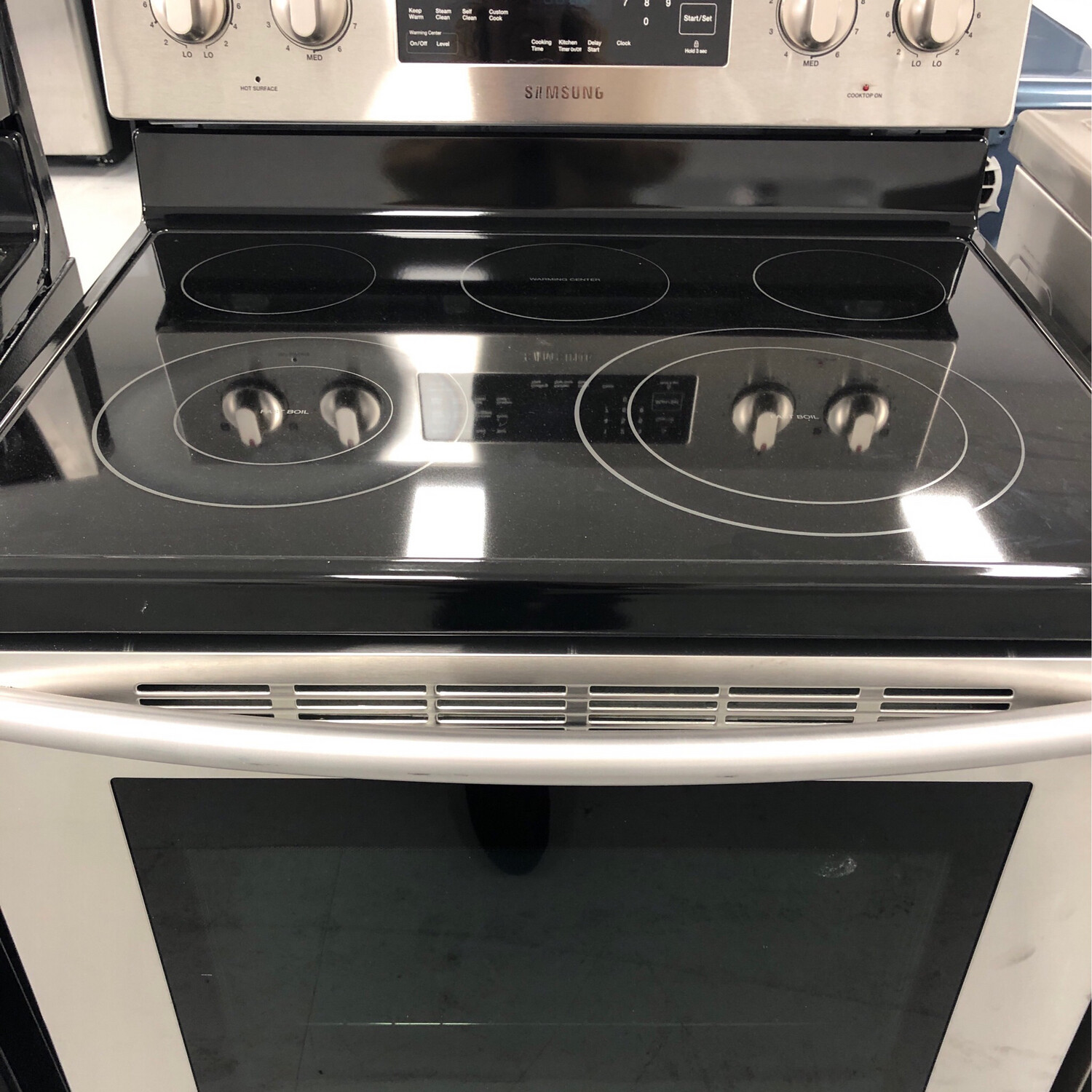 Samsung Self-Clean, Convection Glass-Top Range, 5.9 Cu.Ft