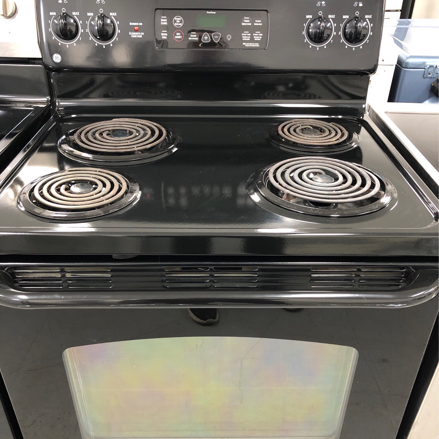 GE Freestanding Electric Range, 5.0 Cu.Ft