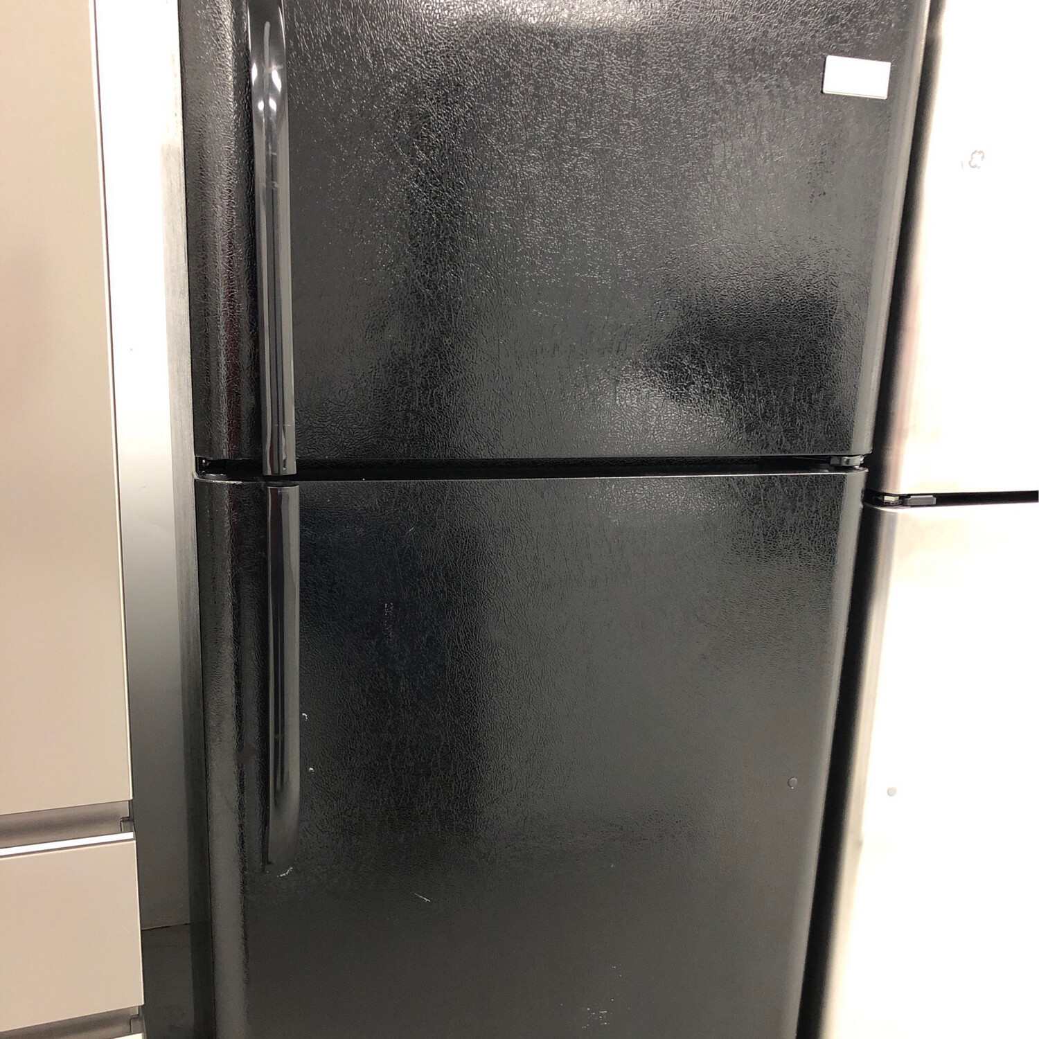 Frigidaire 30" Top-Mount 21 Cu.Ft Refrigerator