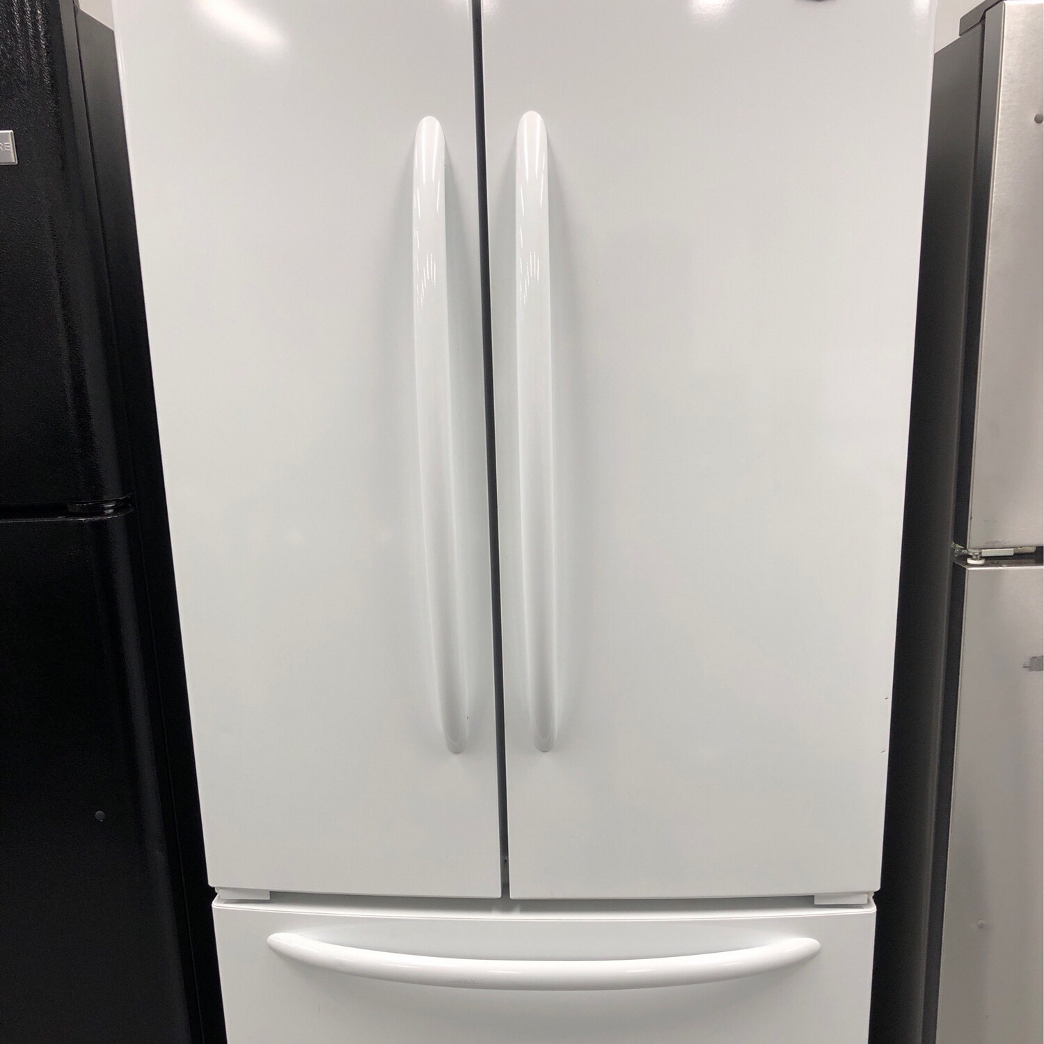 Maytag 33" French Door 22.0 Cu.Ft Refrigerator