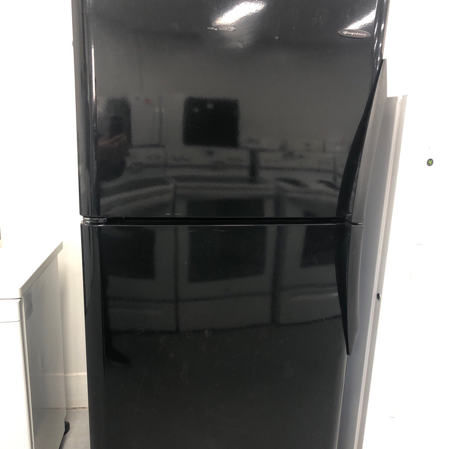 Frigidaire Gallery Top-Freezer Refrigerator