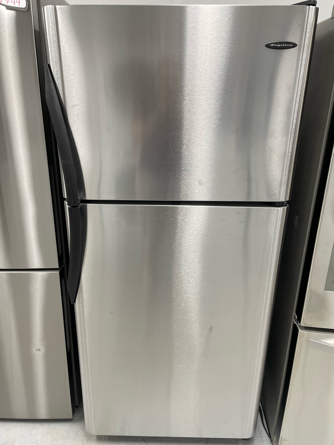 Frigidaire Top-Mount Refrigerator