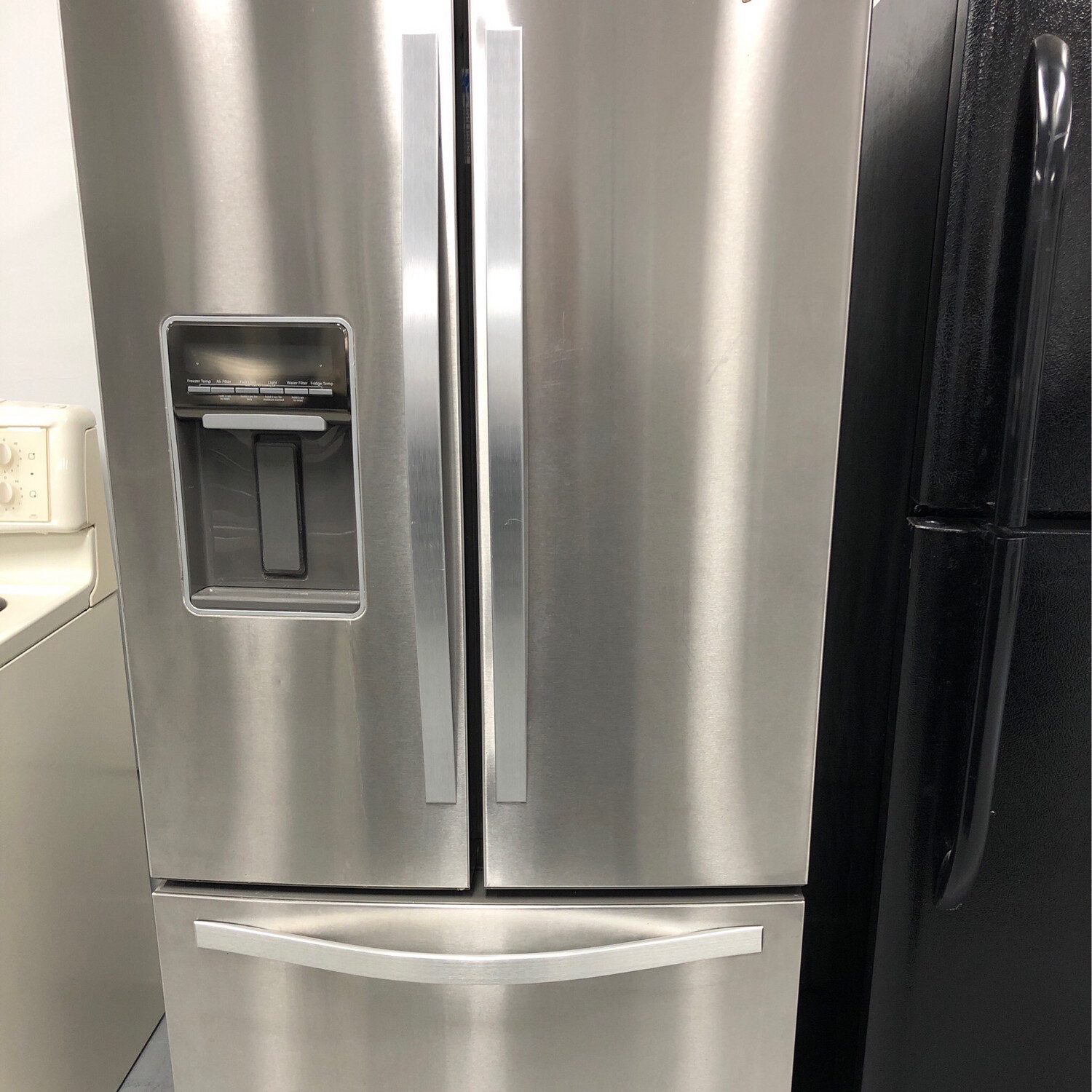 Whirlpool 30" French Door 19.6 Cu.Ft Refrigerator