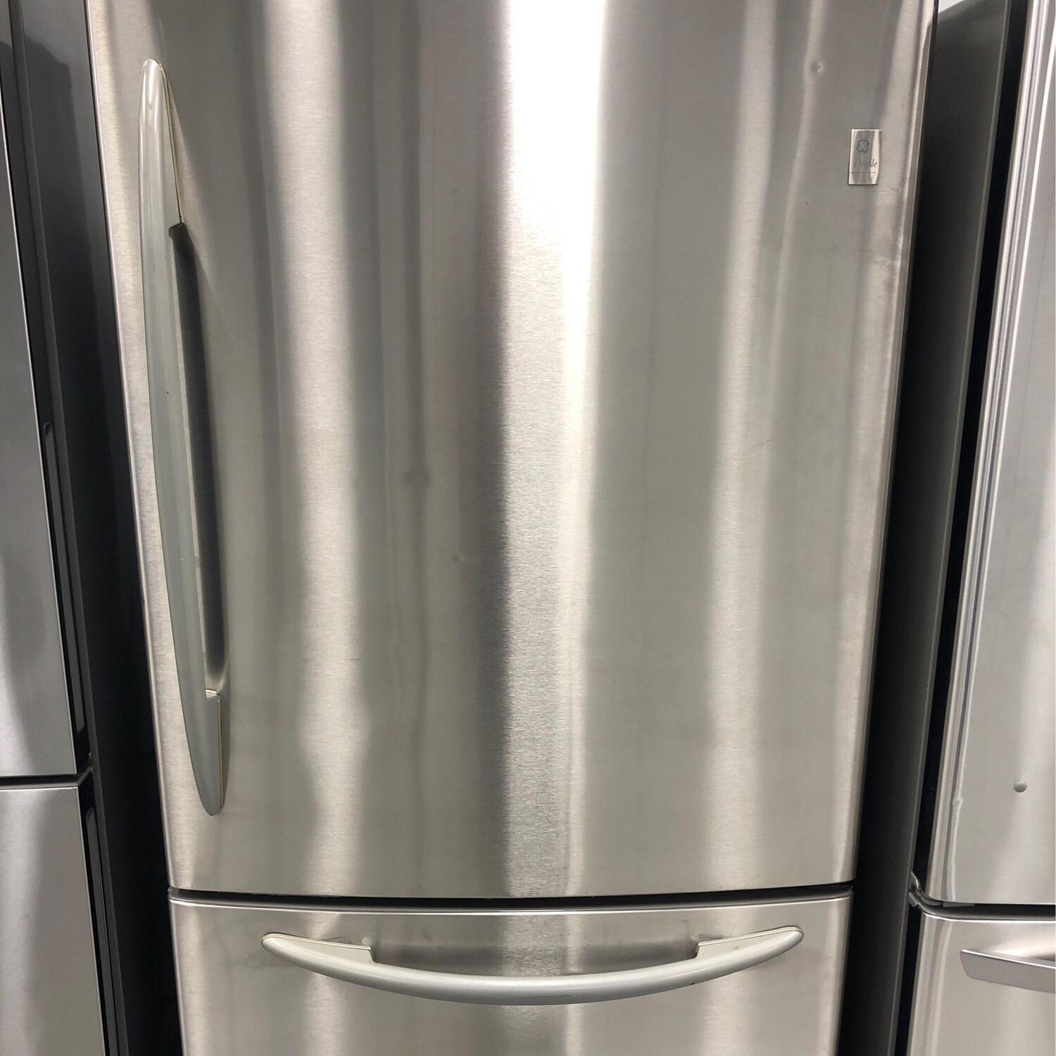 GE Profile 33" Bottom-Mount 22.2 Cu.Ft Refrigerator