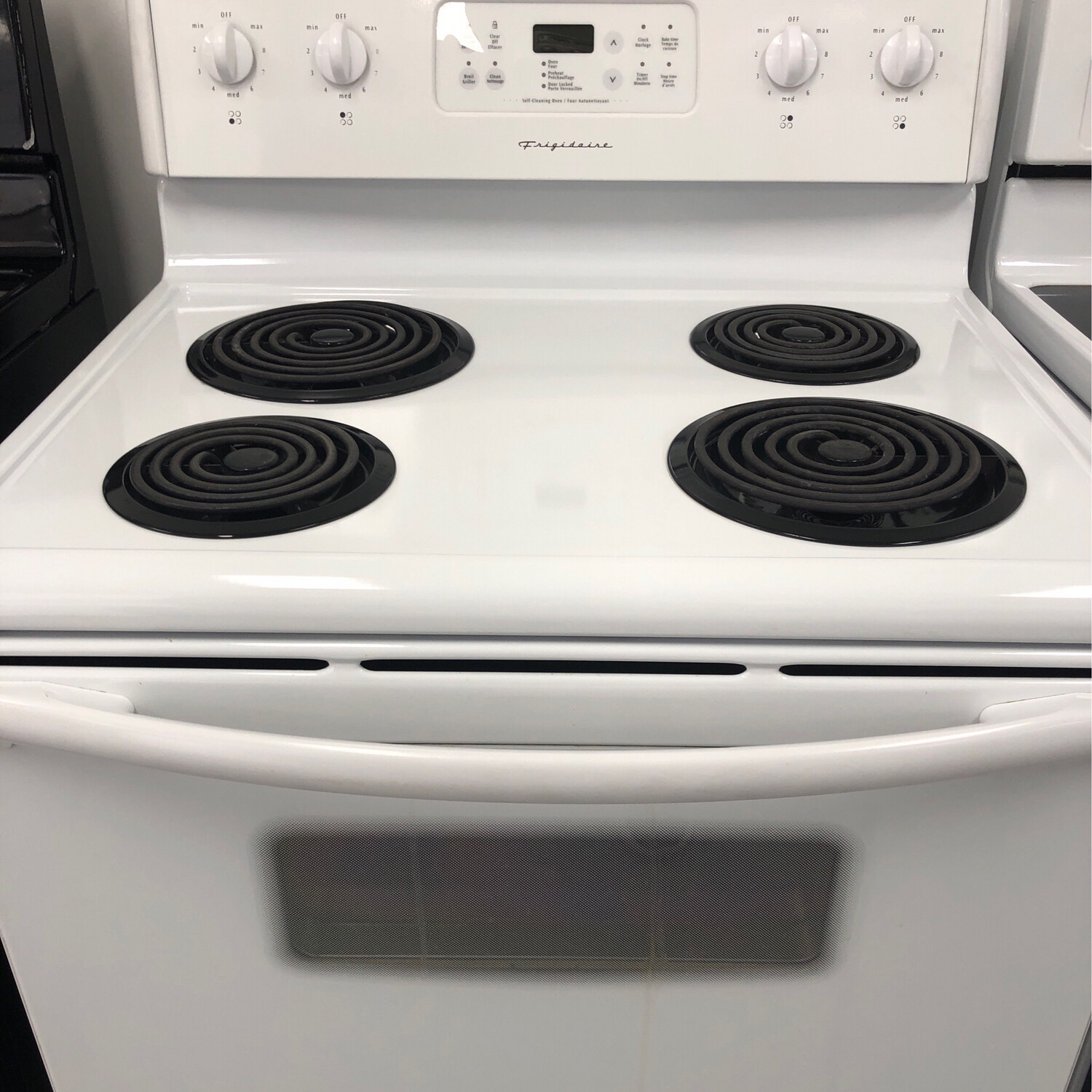 Frigidaire Freestanding Coiled Range, 2.9 Cu.Ft