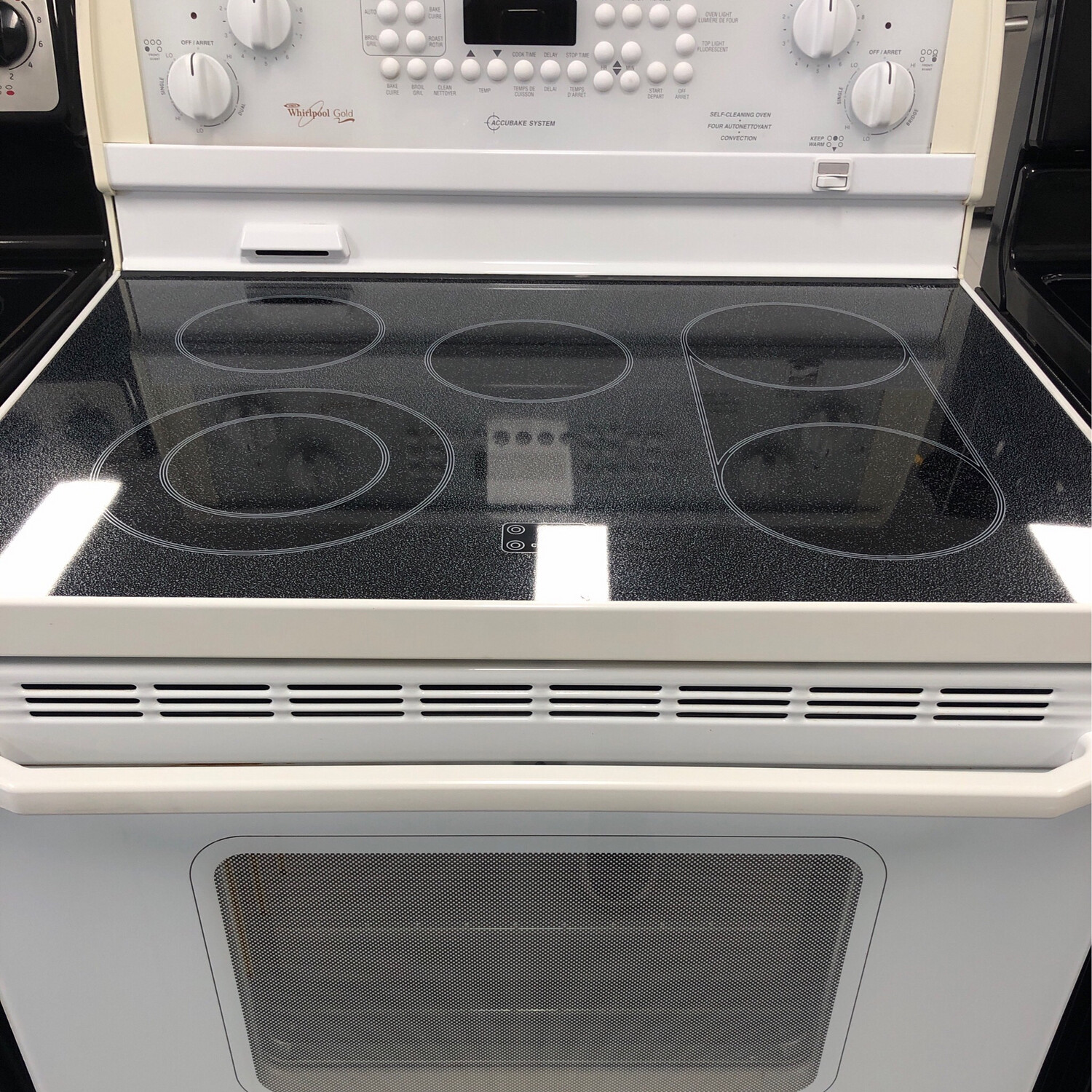 Whirlpool Gold Freestanding Electric Range (Glass-Top)