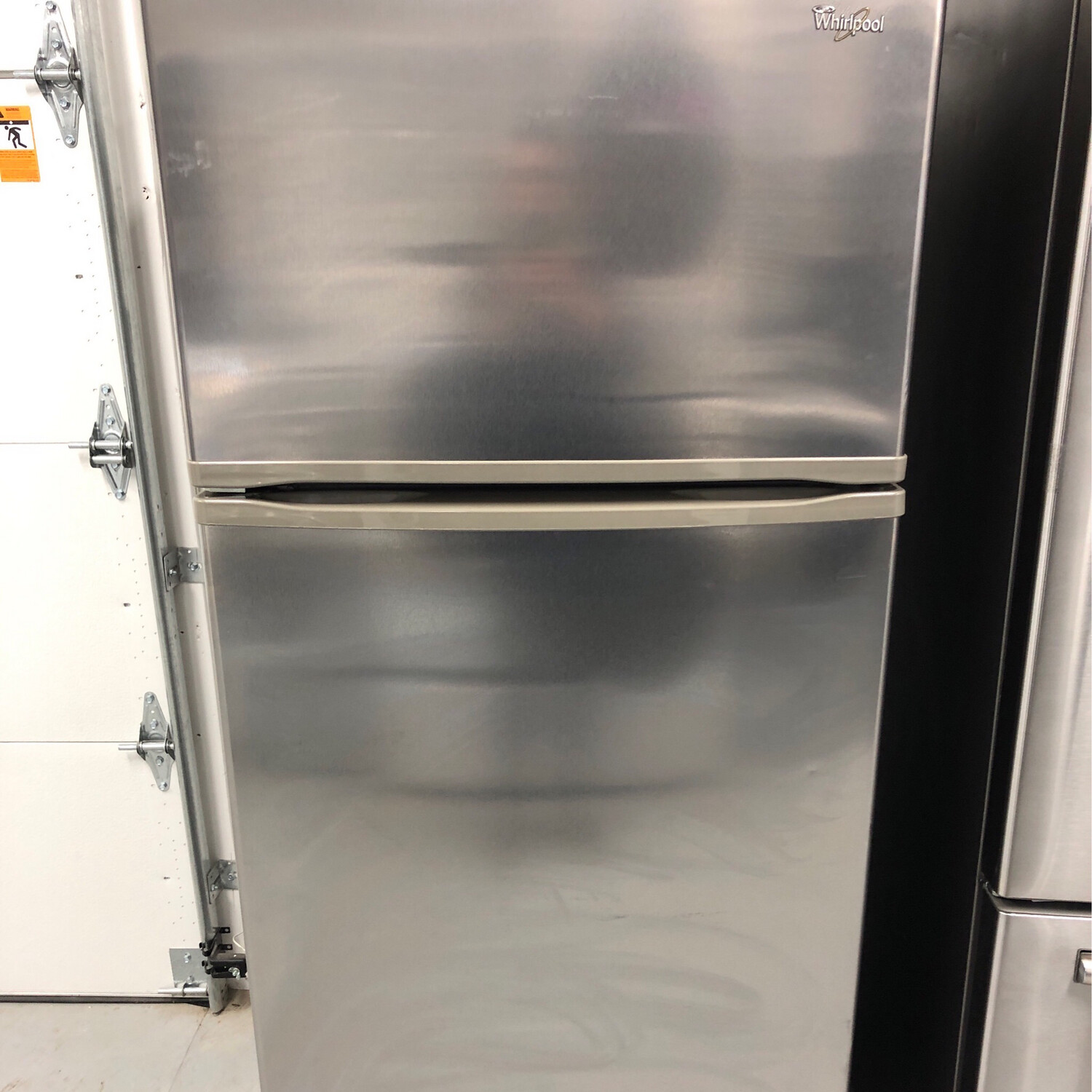 Whirlpool 28" Top-Mount 16.0 Cu.Ft Refrigerator