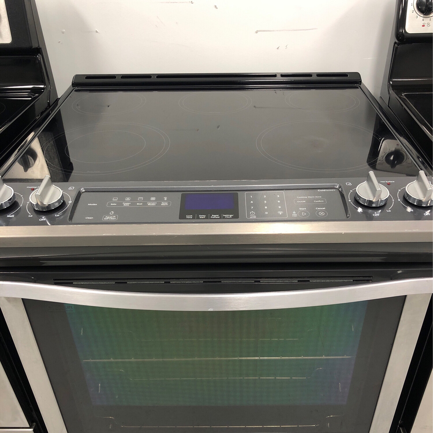 Whirlpool Slide-In Electric Range