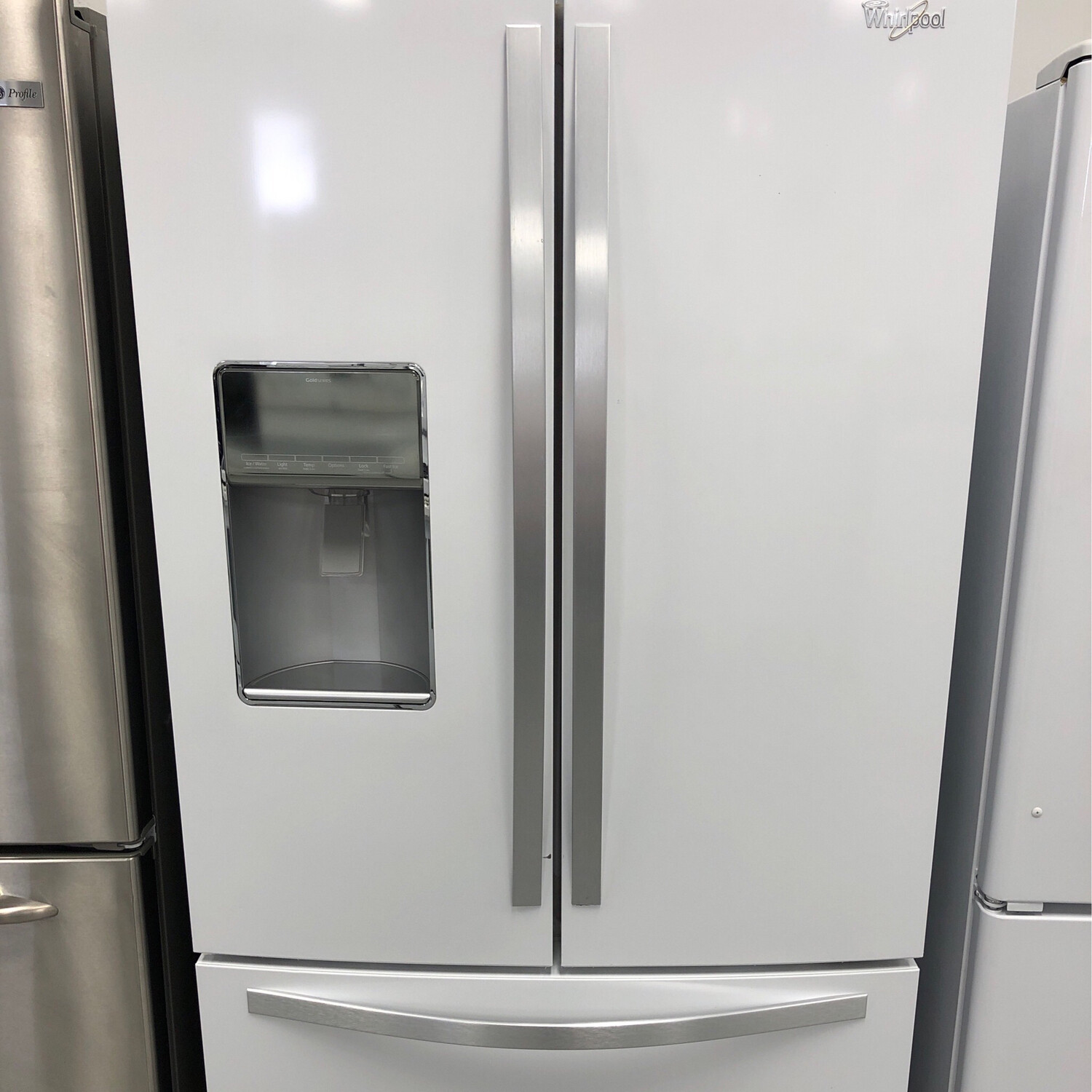 Whirlpool 36" Bottom-Mount 26.8 Cu.Ft Refrigerator WRF757SDEH01