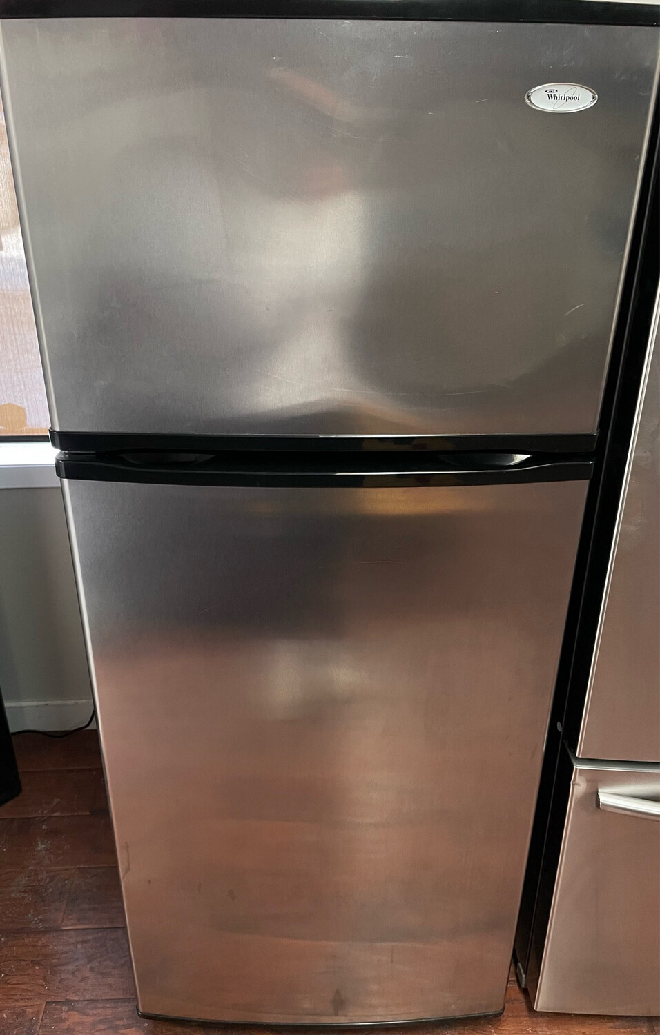 Whirlpool 28" Top-Mount 17.5 Cu.Ft Refrigerator