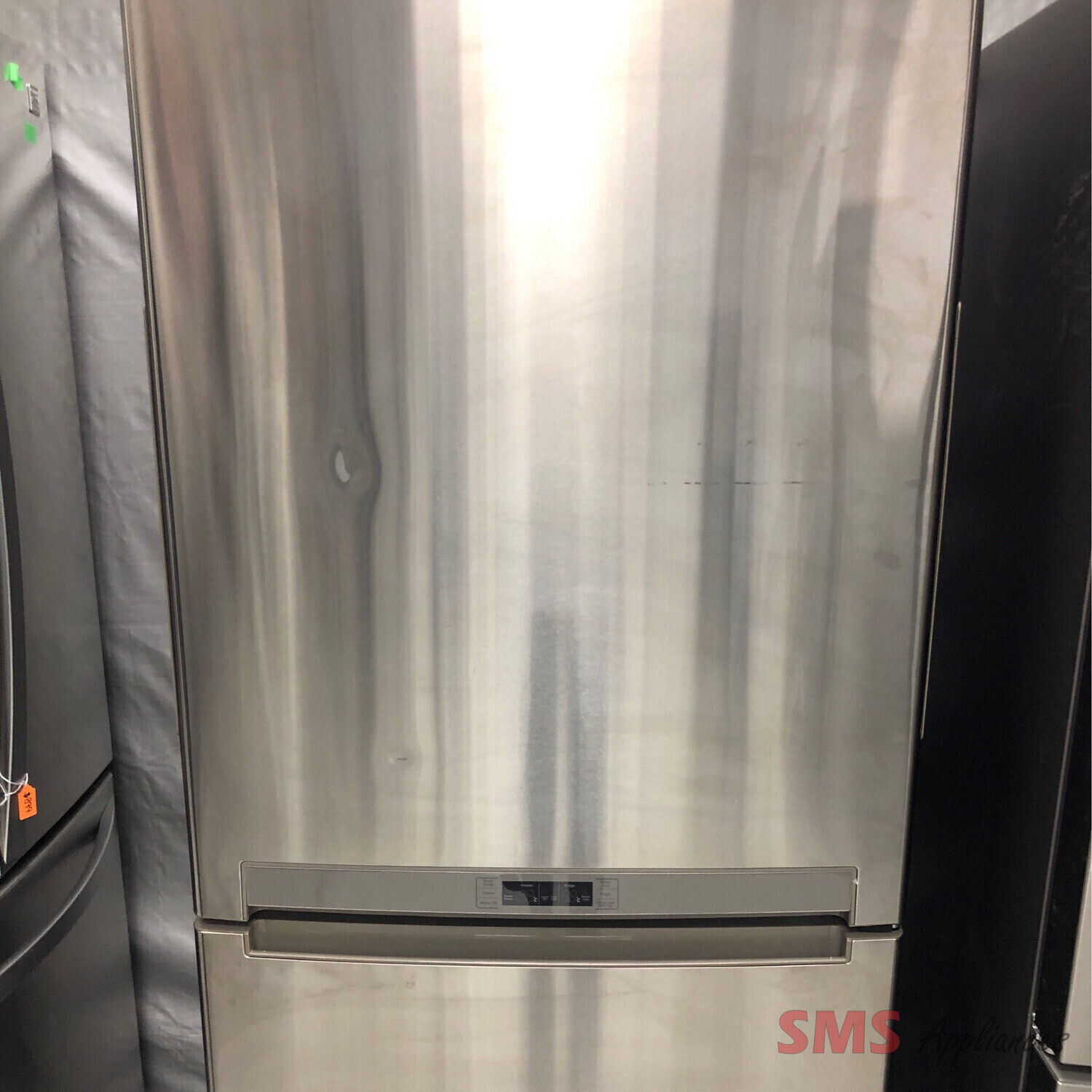 Samsung 33" 17.9 Cu. Ft Bottom-Mount Refrigerator RB194ACRS