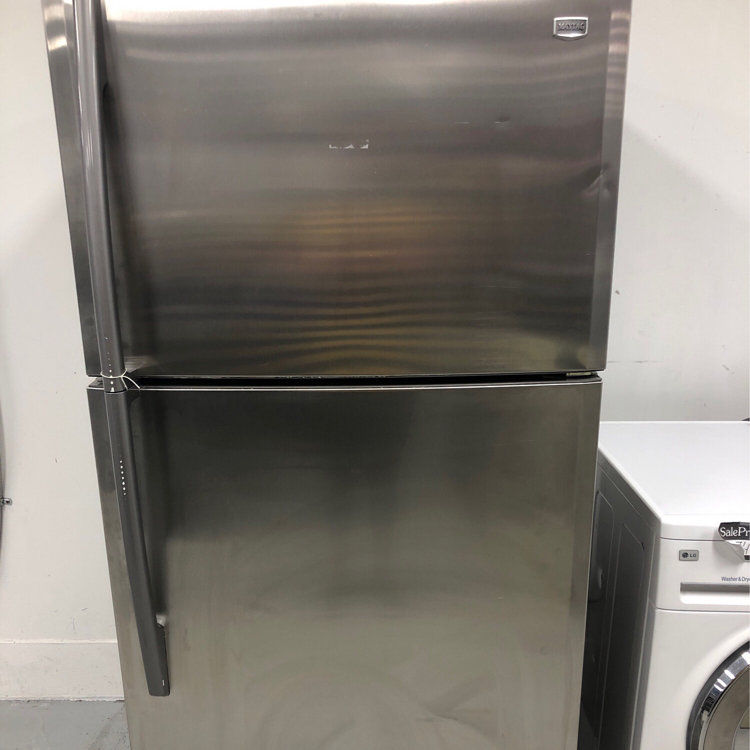 Maytag 30'' 19.0 Cu.Ft Top-Mount Refrigerator M9RXDGFYM10