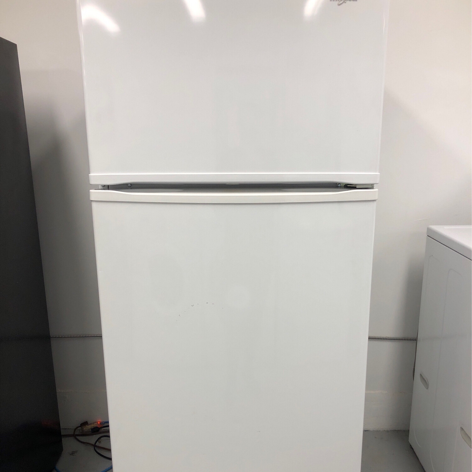 Whirlpool 28" 18.0 Cu.Ft  Top-Mount Refrigerator W8RXCGFXQ02