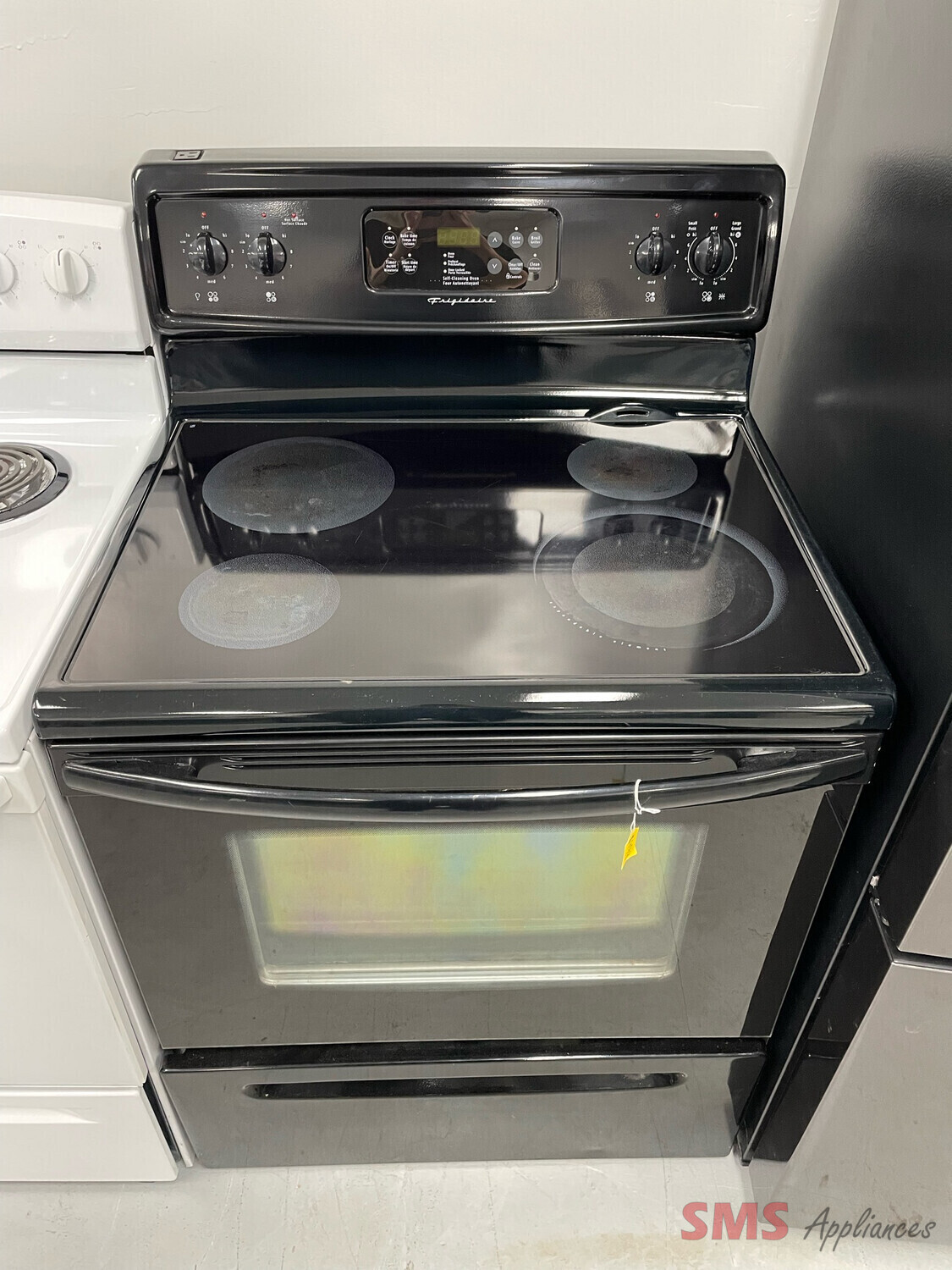 Frigidaire 30" Freestanding Glass-Top Range CFEF372EB3