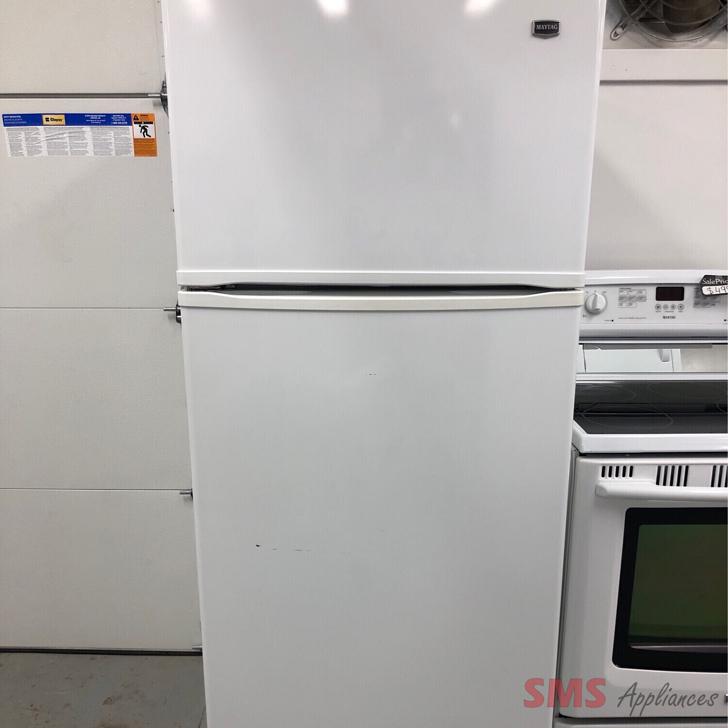 Maytag 28" Top-Mount Refrigerator M8RXCGFXW03