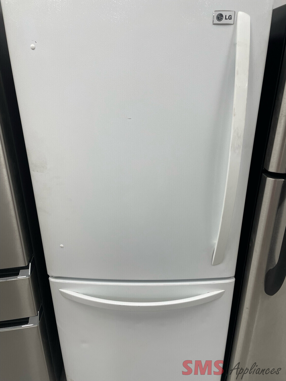 LG 30" Bottom-Mount Refrigerator LDN20517WW